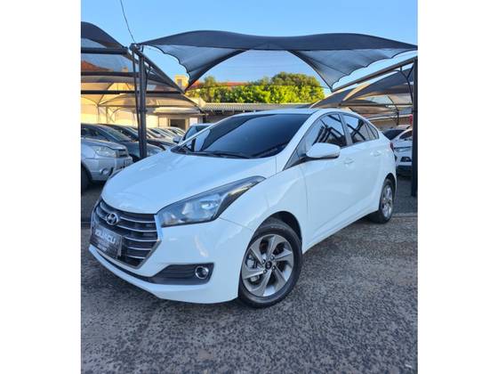 HYUNDAI HB20S 1.6 COMFORT PLUS 16V FLEX 4P MANUAL HYUNDAI HB20S 1.6 COMFORT PLUS 16V FLEX 4P MANUAL
